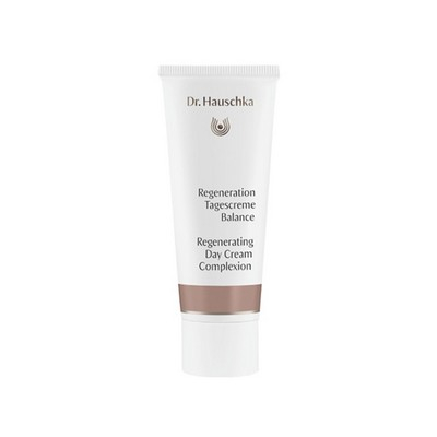 Dr.Hauschka Регенерирующий дневной тональный крем (Regeneration Tagescreme Balance) 40 мл  